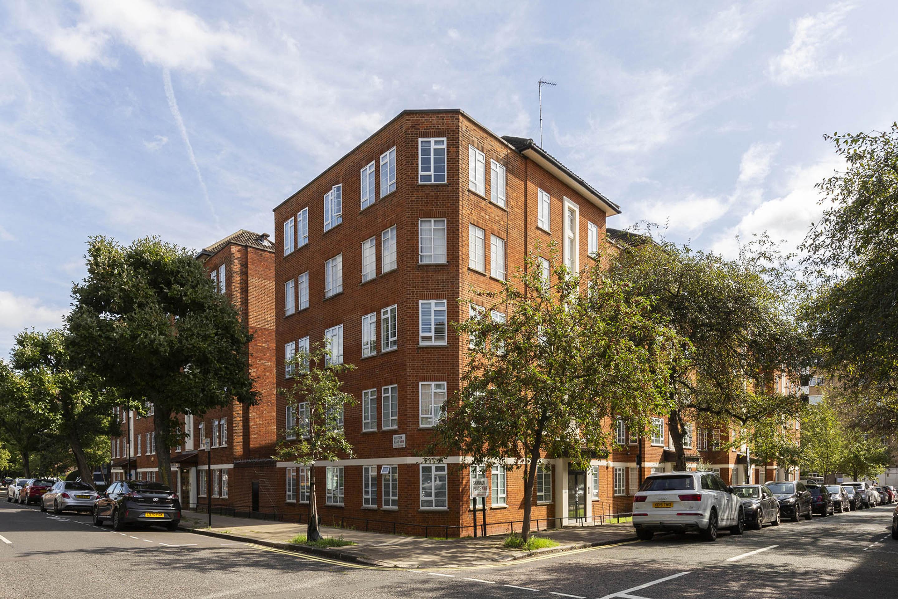 Recently refurbished 2 double bedrooms with a modern kitchen and bathroom Shannon Place, St Johns Wood / Regents Park NW8